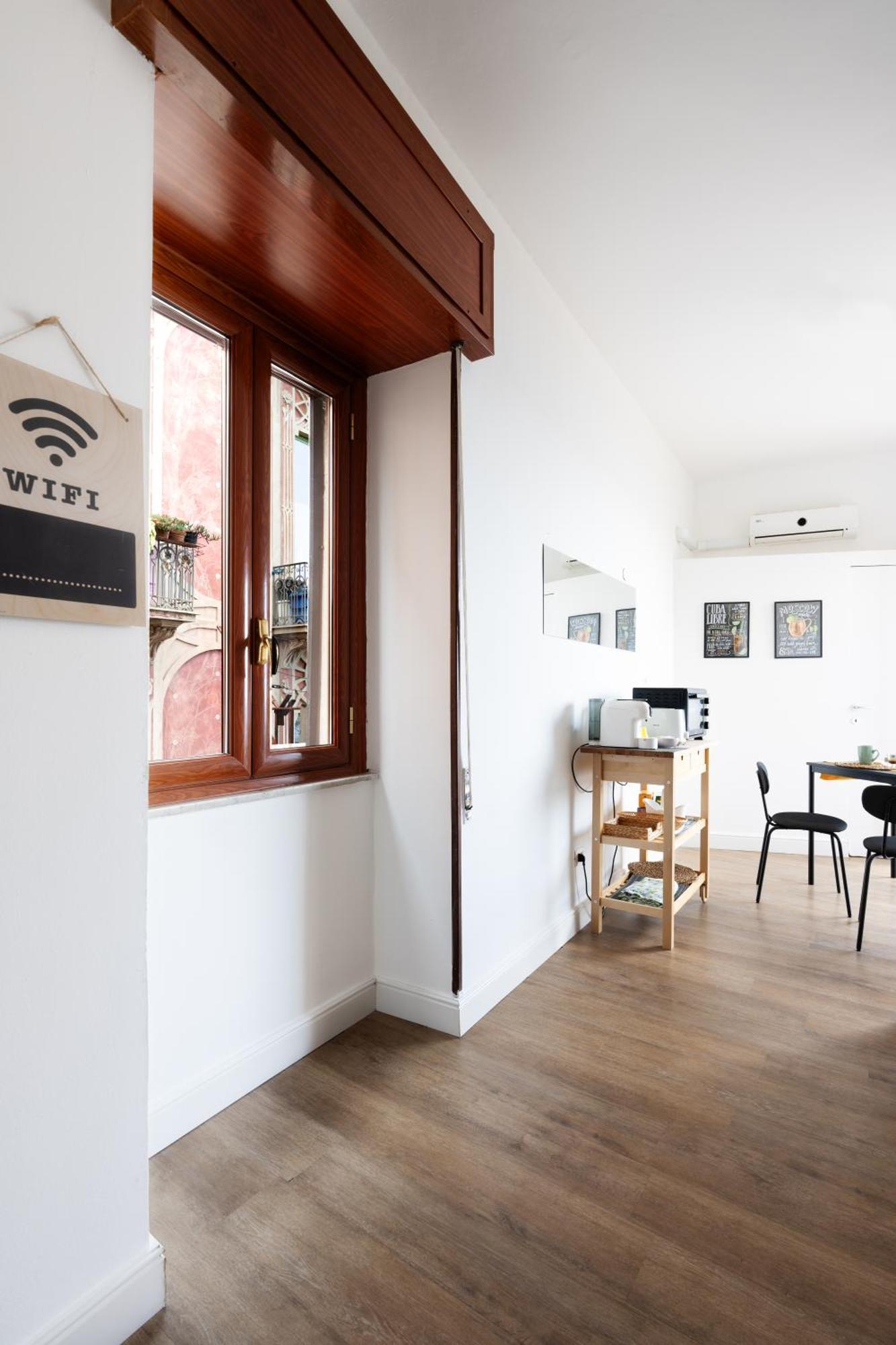 Quintessenza Marina Holiday Home คาตาเนีย ภายนอก รูปภาพ